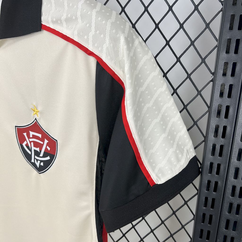 Vitoria 2025/26 Beige goalkeeper Jersey - Fan Version