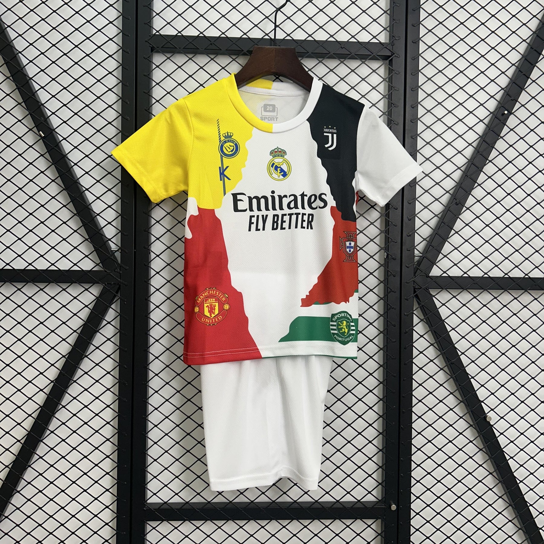 Cristiano Ronaldo 2025/26 Commemorative Edition -Real Madrid - Juventus - Manchester United - Portugal