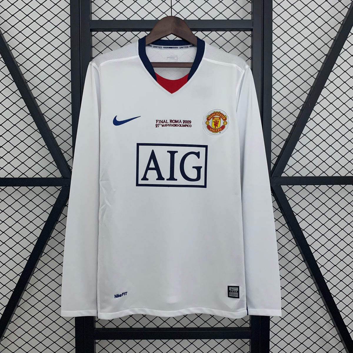 Retro Manchester United 08/09 Champions League Away Edition