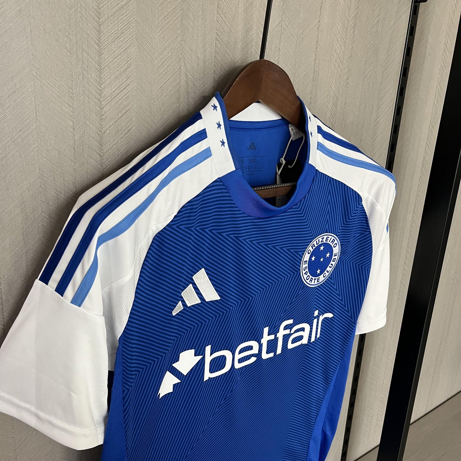 Cruzeiro 2025 Home Fan Version com Patch Sudamericana