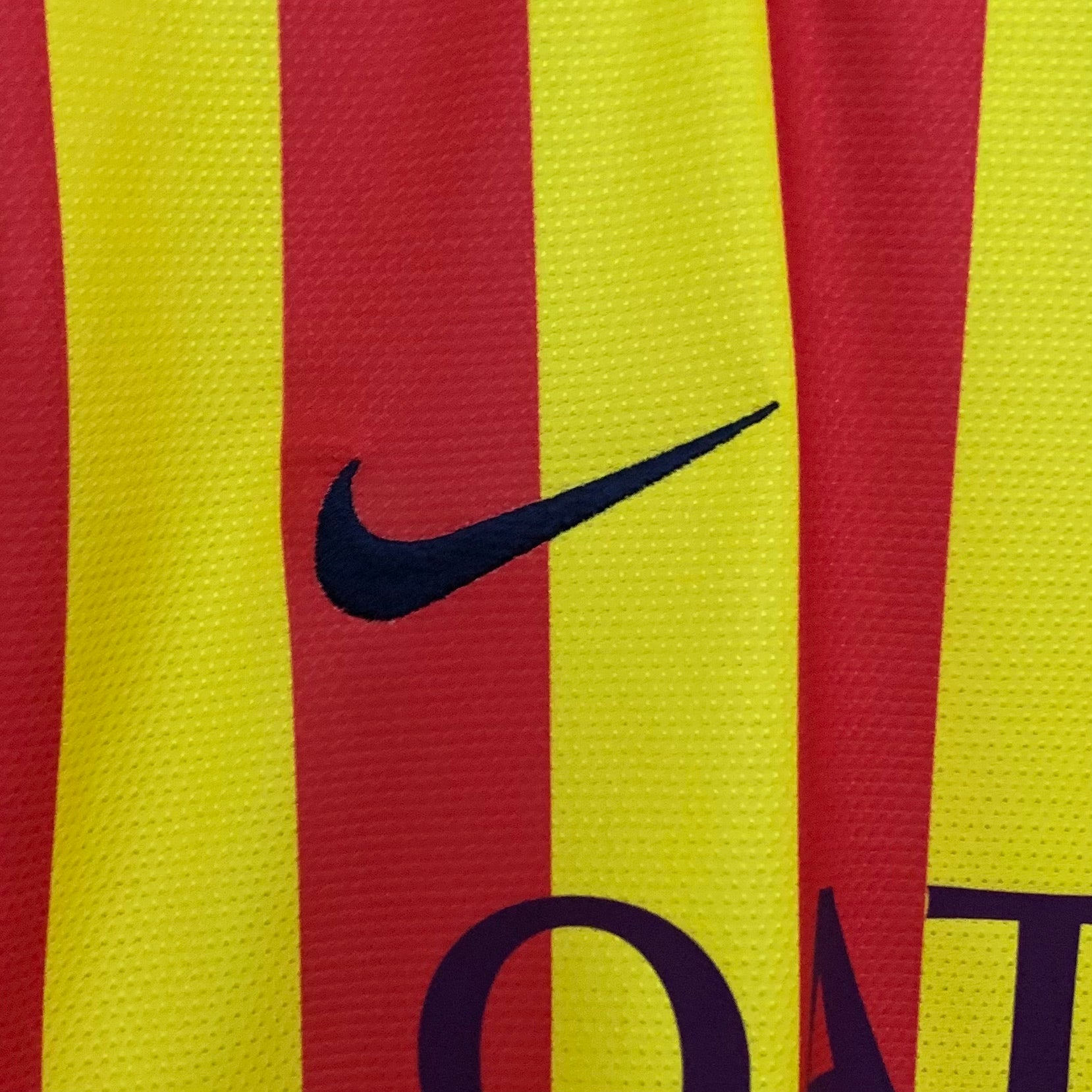 Retro Barcelona 13/14 Away