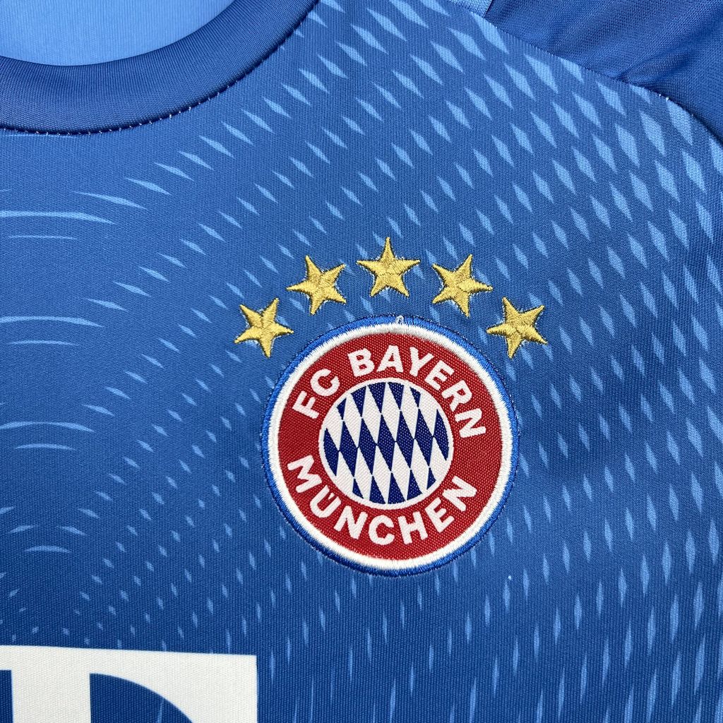 Bayern Munich 2025/26 Blue Goalkeeper Kids Kit
