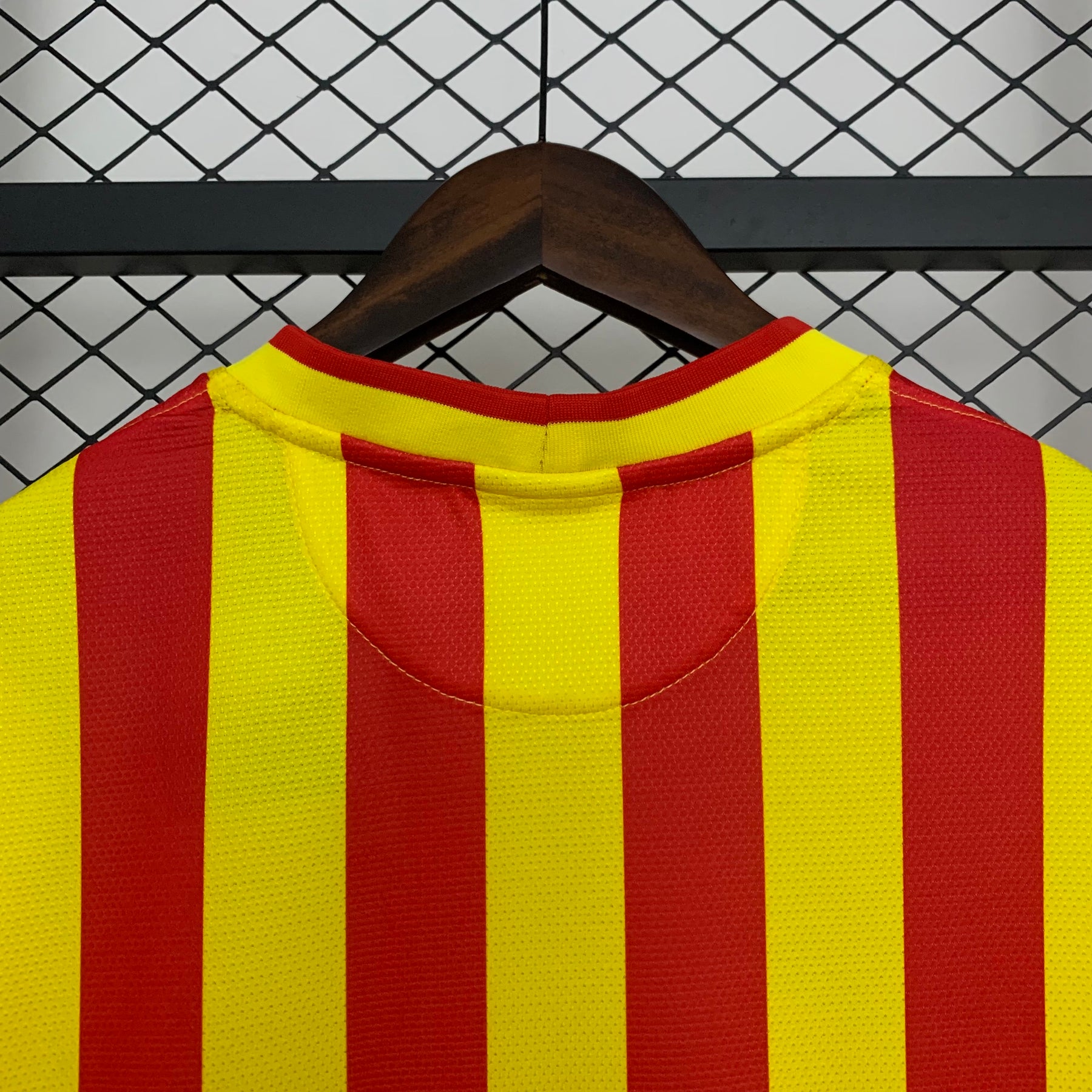 Retro Barcelona 13/14 Away