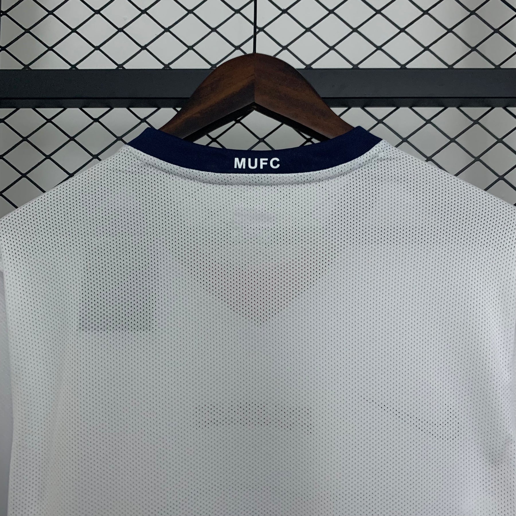Retro Manchester United 08/09 Champions League Away Edition