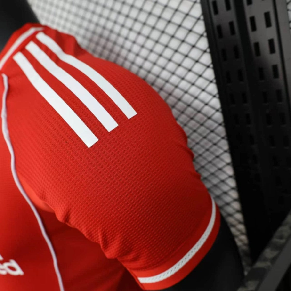 25/26 player Liverpool Special Edition - Authentic Player - Slim Fit