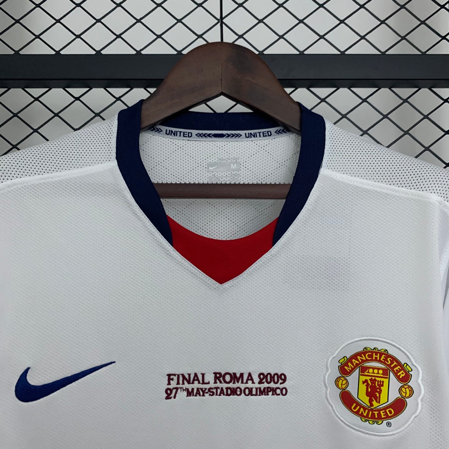 Retro Manchester United 08/09 Champions League Away Edition