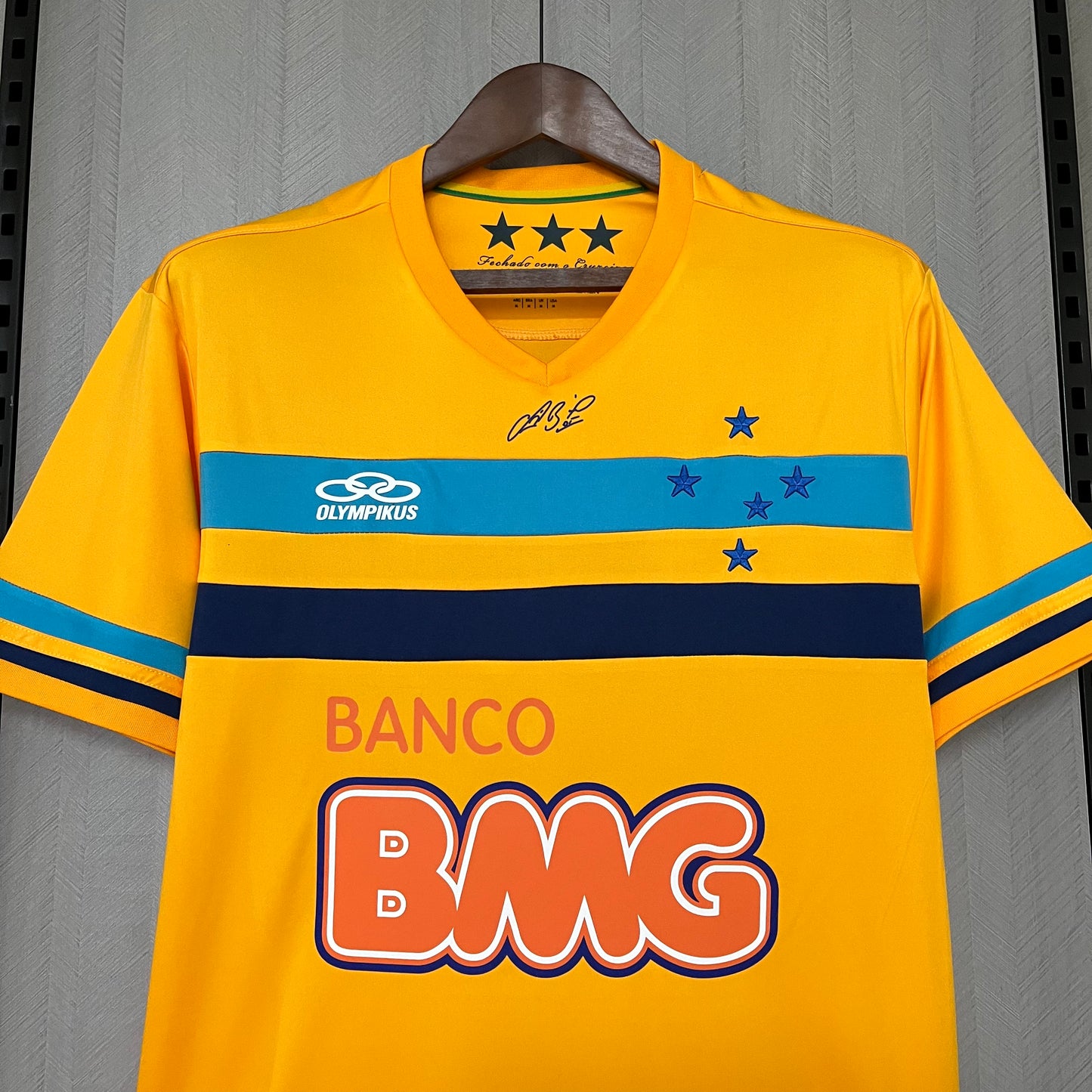Cruzeiro 14/15 Goalkeeper Jersey - Retro Version