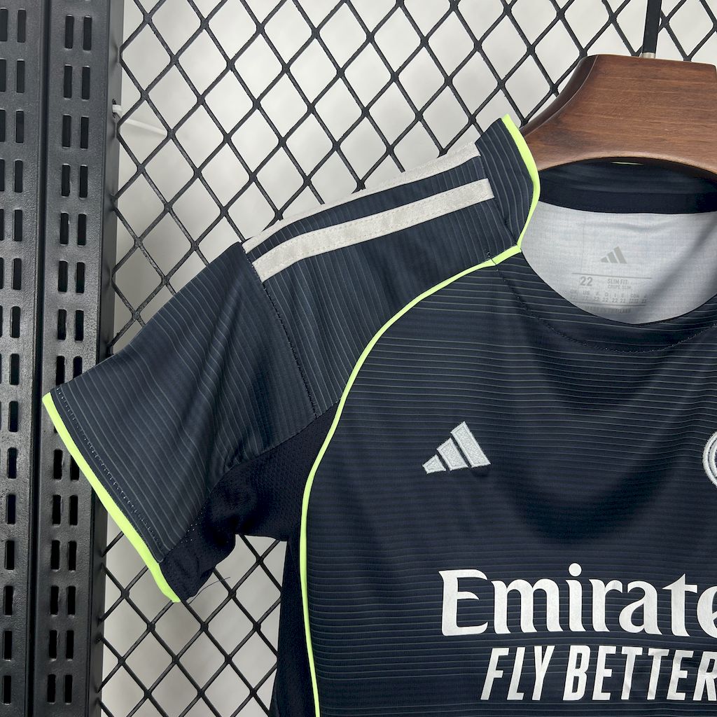 Real Madrid 2025/26 Away Kids Kit
