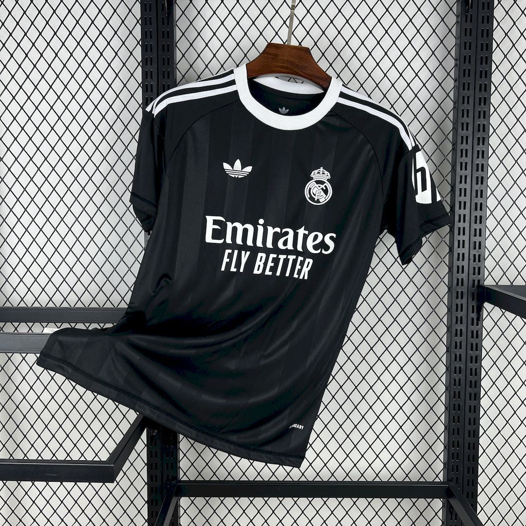 Real Madrid 2025/26 Training Jersey - Black