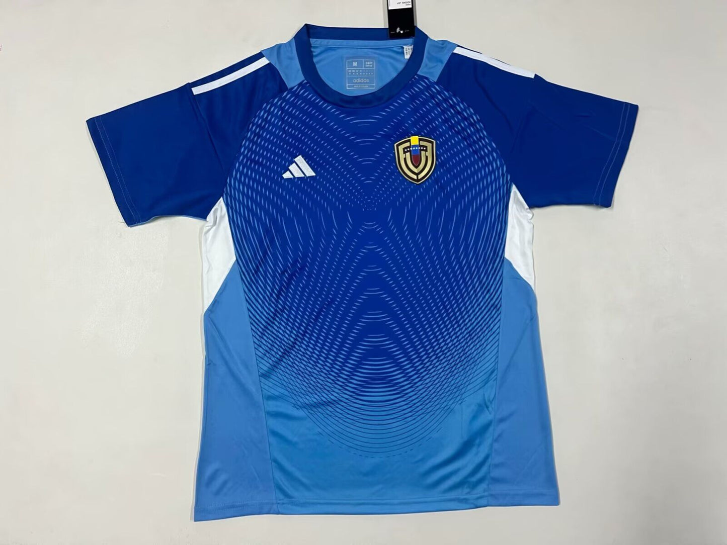 Venezuela 2025/26 home - Fan Version