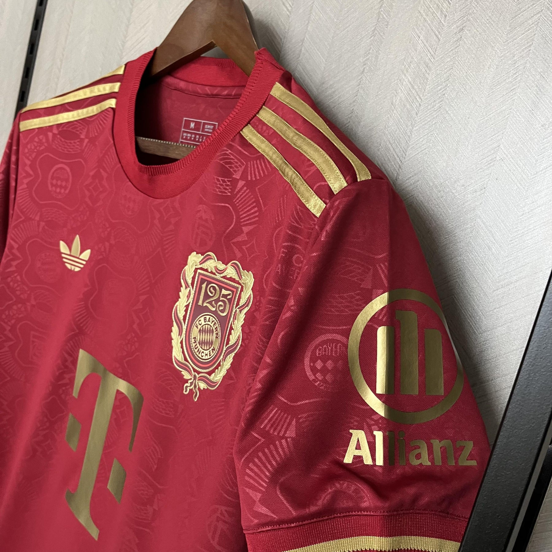 FC Bayern 2025/26 125th Anniversary Red Jersey