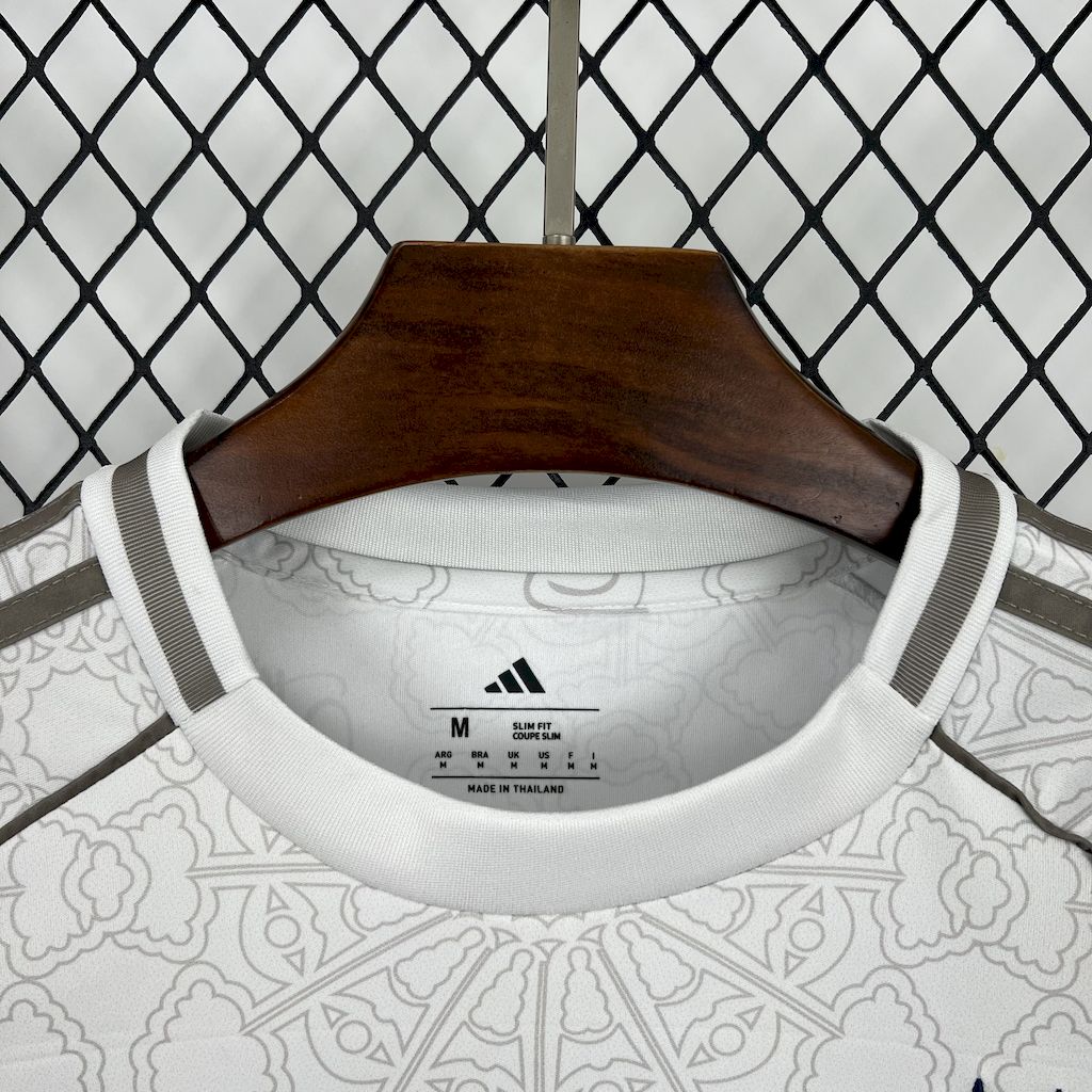 Nottingham Forest 2025/26 Away Jersey