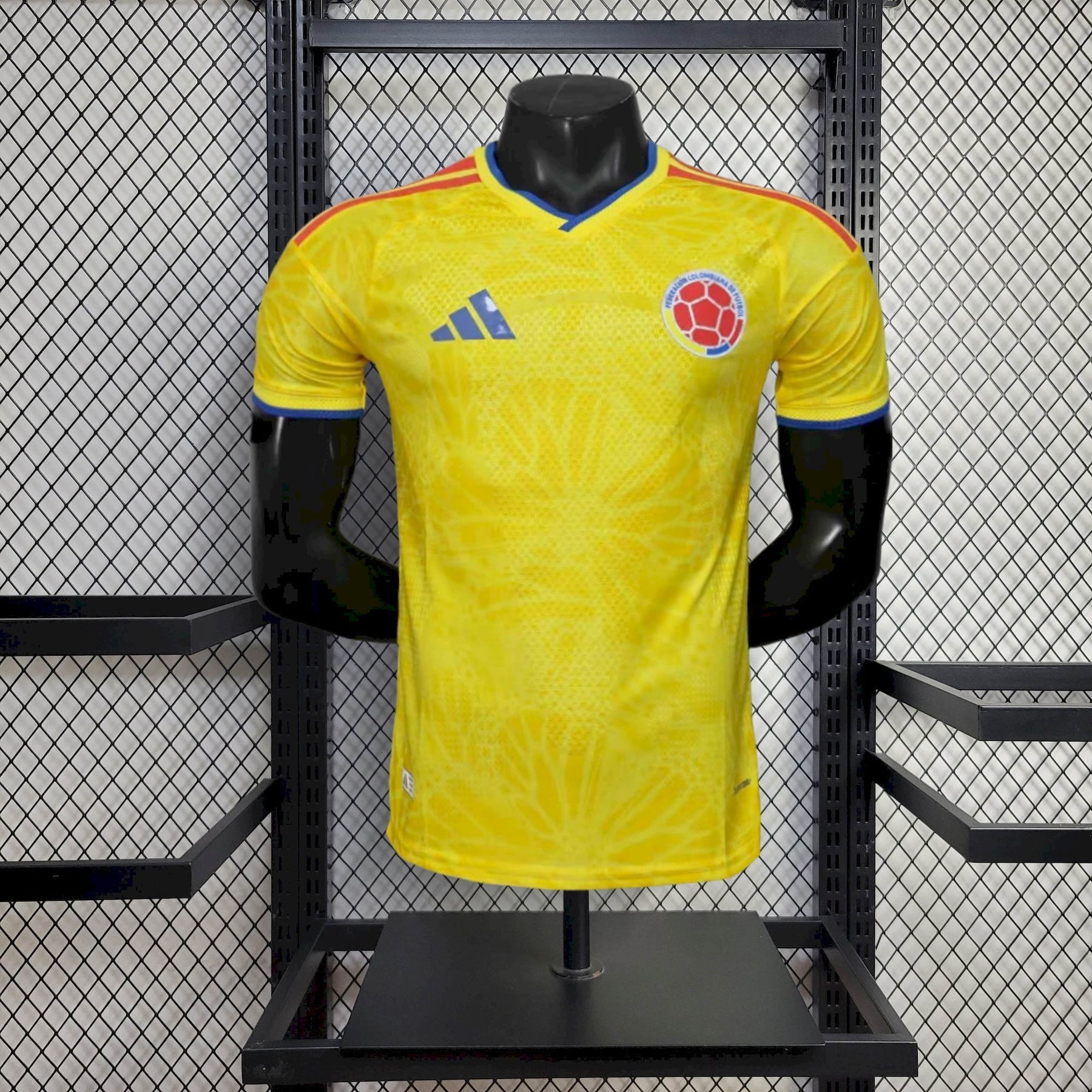 Colombia 2026 Authentic Player [Slim Fit] Player [Slim Fit] Player [Slim Fit] Home Jersey - Player Slim Fit