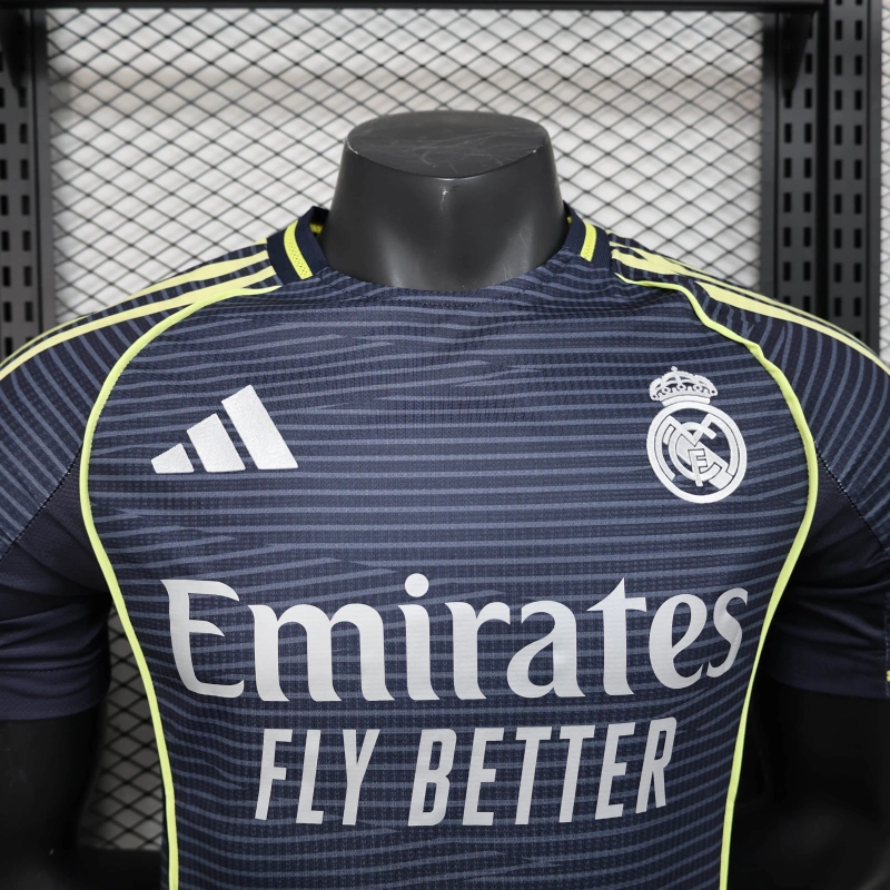 Real Madrid Authentic Player [Slim Fit] Player [Slim Fit] Player [Slim Fit] Away Player 2025/26 - Slim Fit