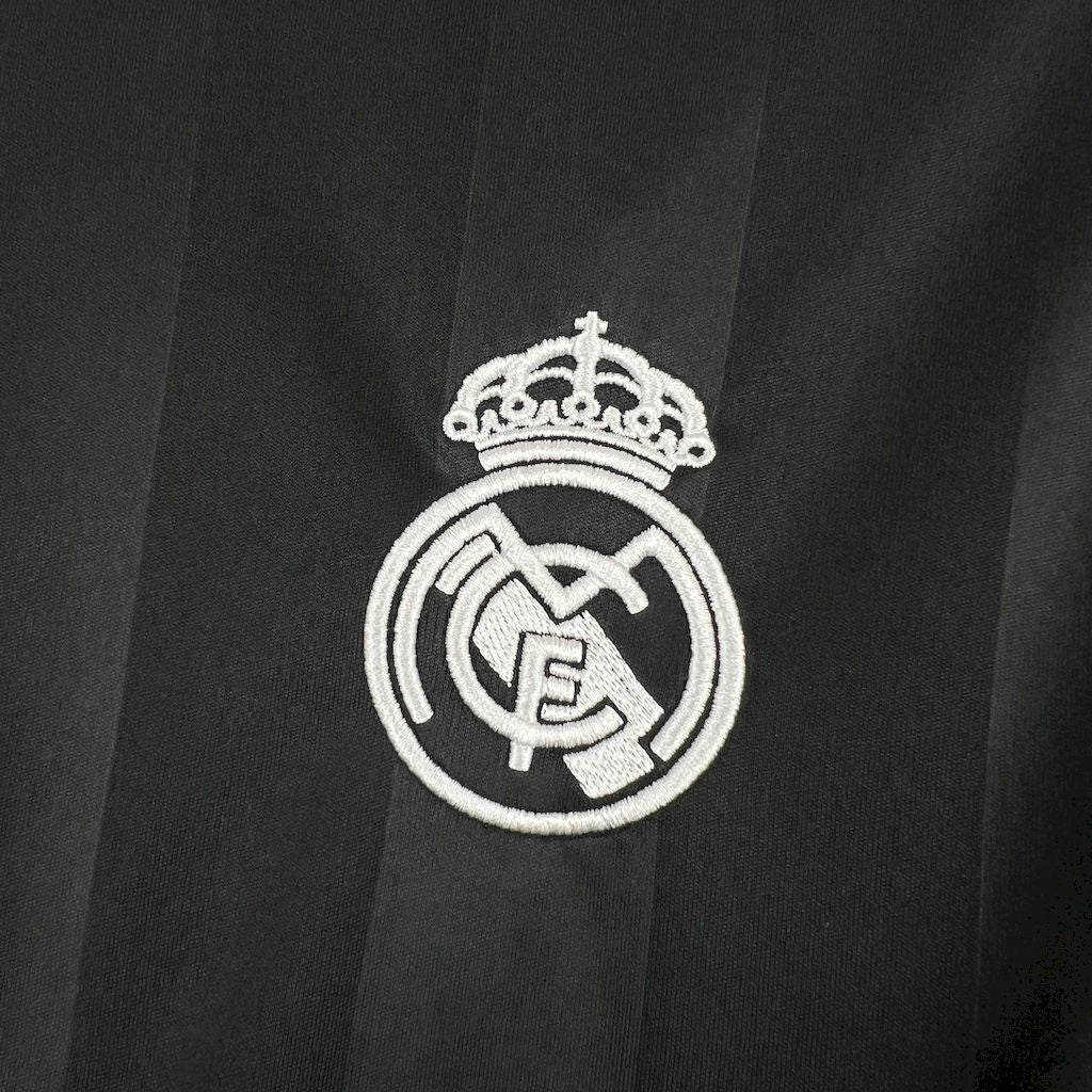 Real Madrid 2025/26 Training Jersey - Black