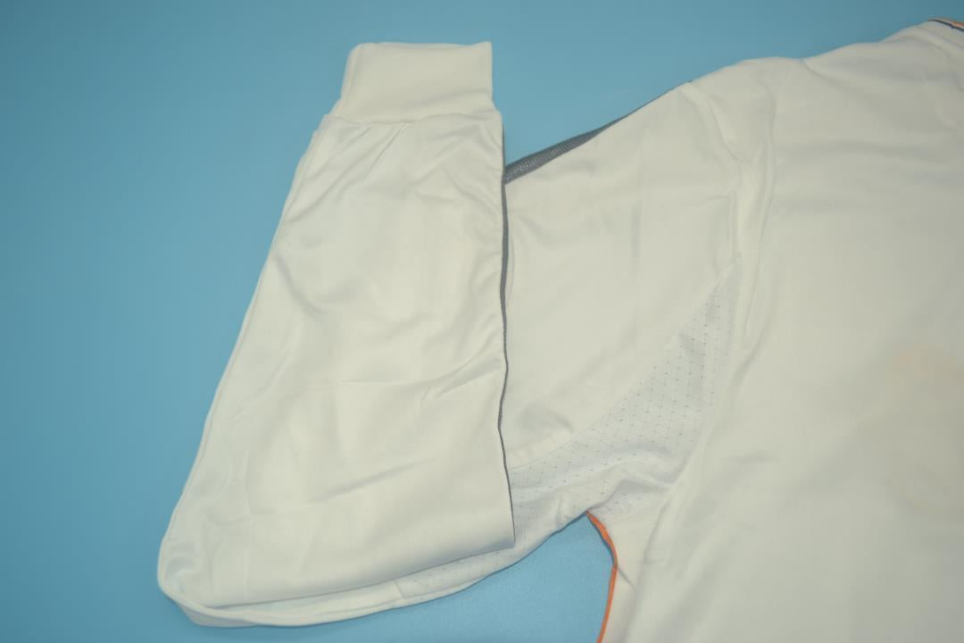 Real Madrid 2013/14 Jersey Long Sleeve Retro - Patch Champions