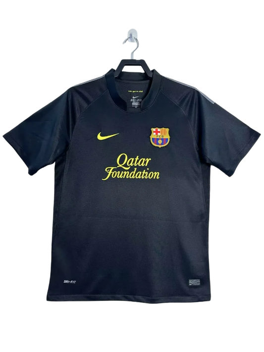 barcelona-11-12-ii-away-jersey-retro-version-1