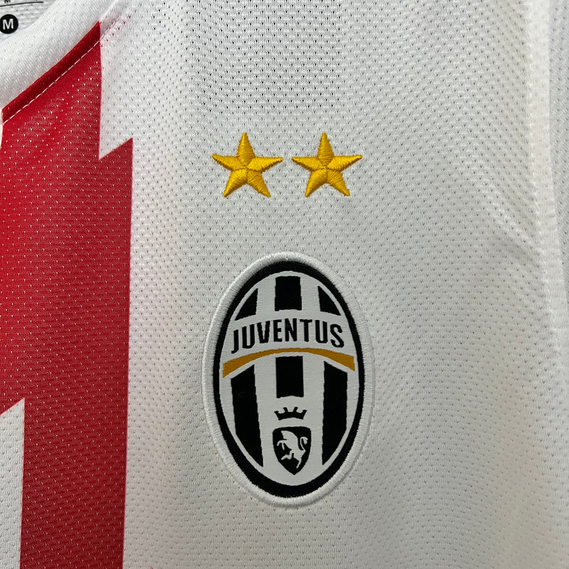 Retro Juventus 10/11 Away - Nike