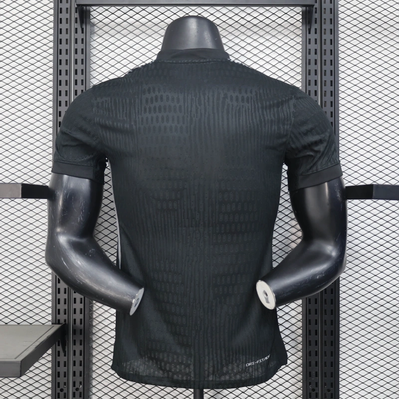 Paris Saint-Germain (PSG) 25/26 Goalkeeper Jersey - Black - Player Version - Slim Fit