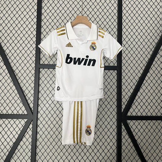 Kit Kids Retro Real Madrid Home Jersey 2011/12