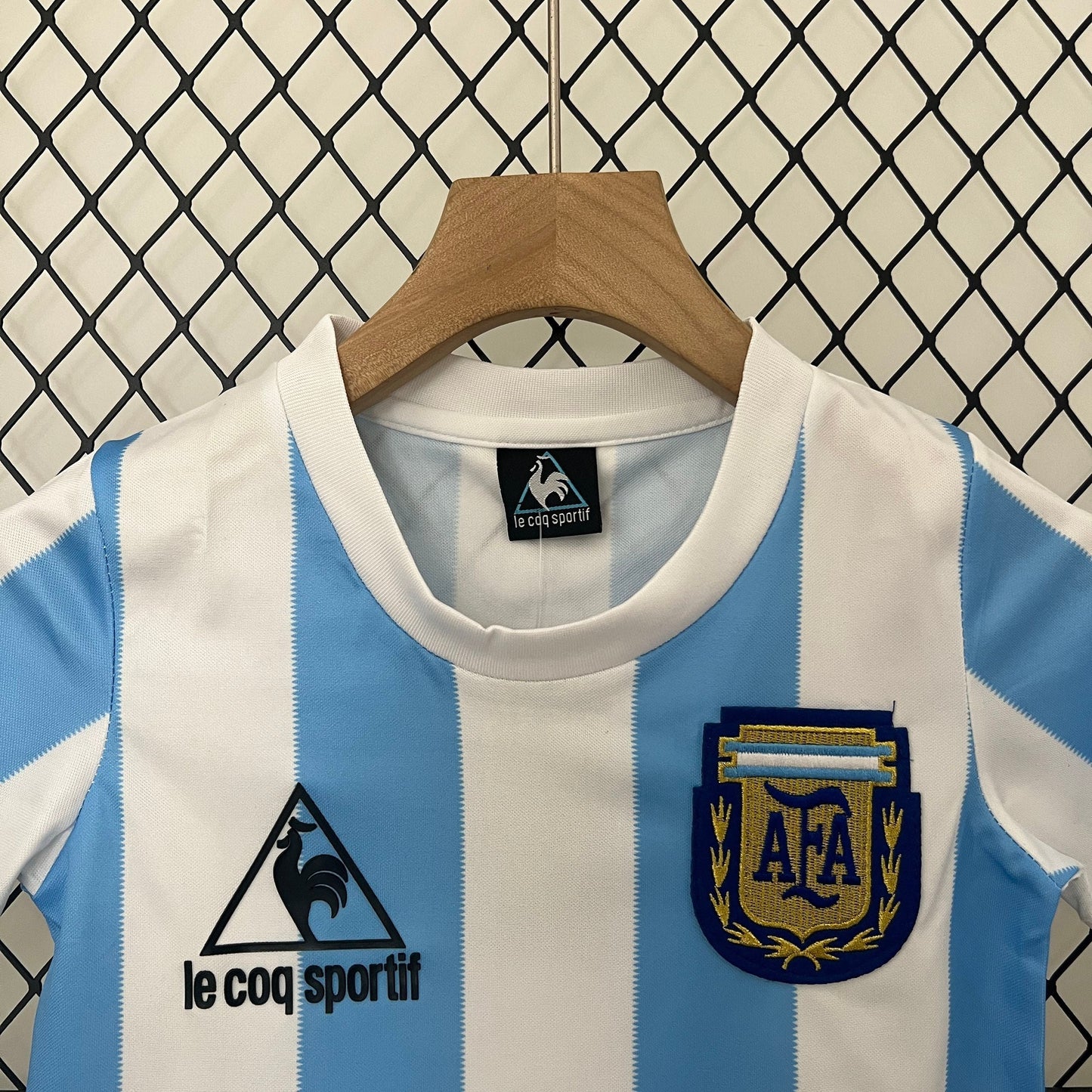 Argentina Home Retro 1986 Kids Kit - Le Coq Sportifit