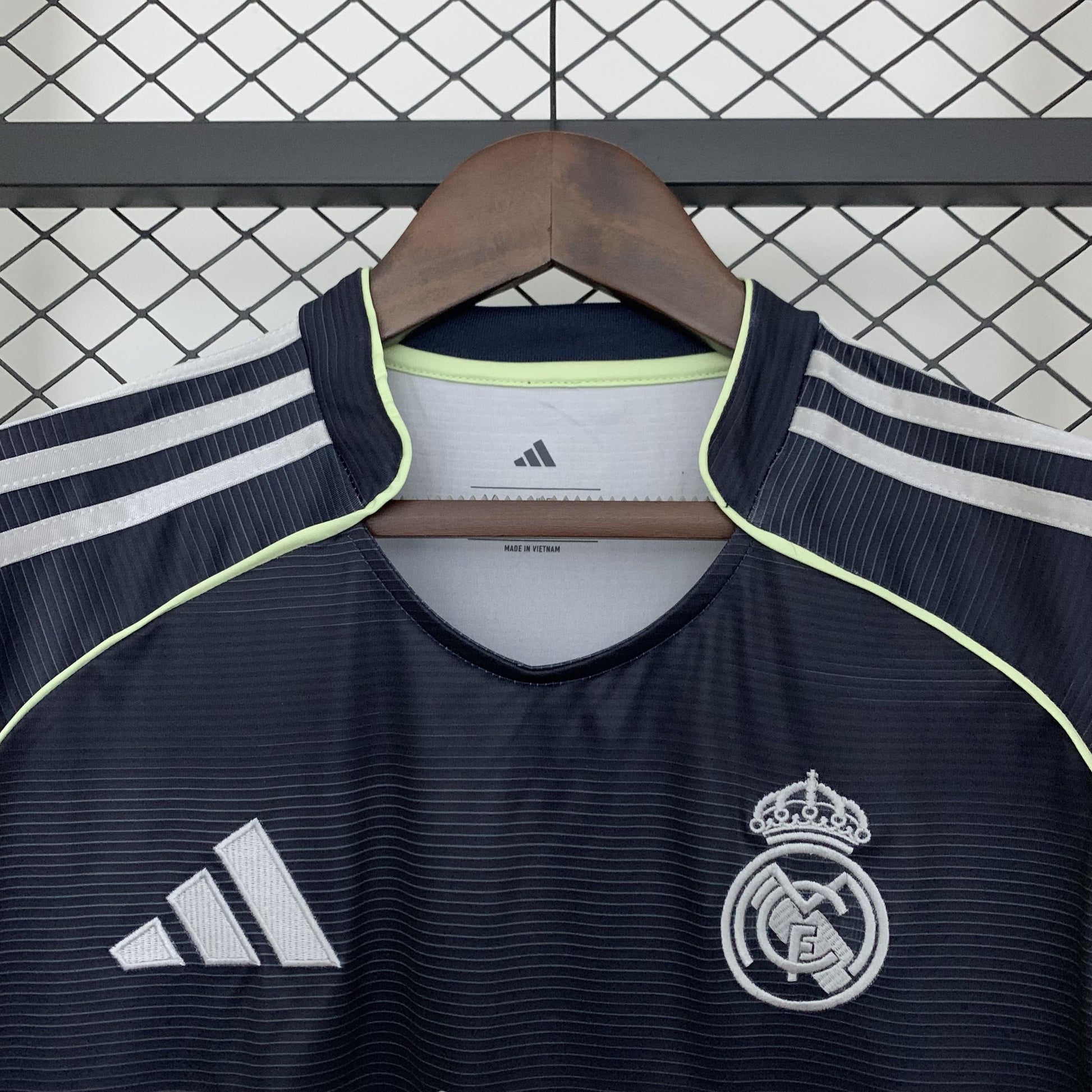 Real Madrid 2025/26 Away | Men’s Football Jersey