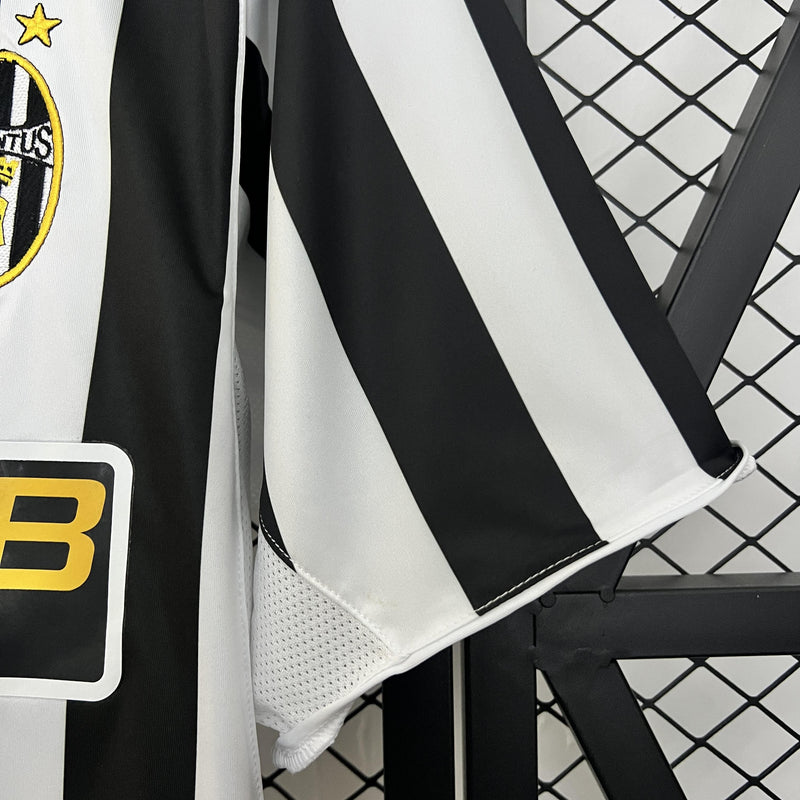 Retro Juventus 03_04 Home - Nike