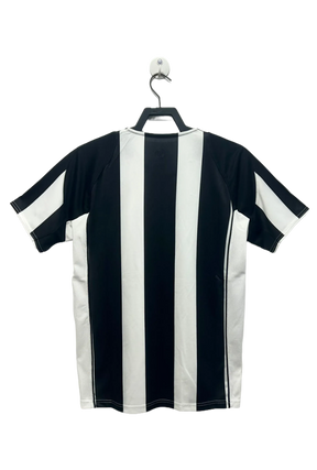 juventus-04-05-i-home-jersey-retro-version-2