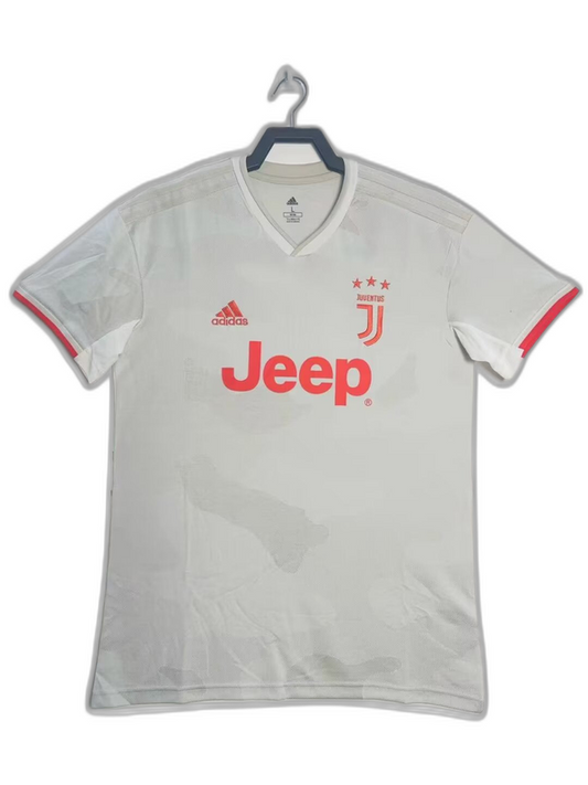 juventus-19-20-ii-away-jersey-retro-version-1