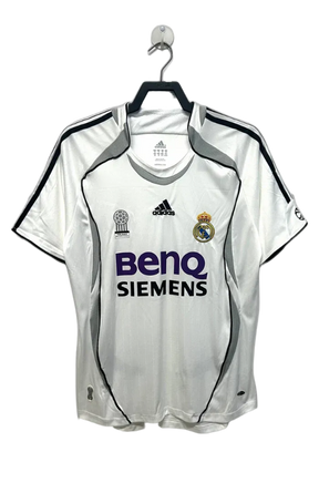 real-madrid-06-07-i-home-jersey-retro-version-1