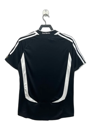 real-madrid-06-07-iii-third-jersey-retro-version-2